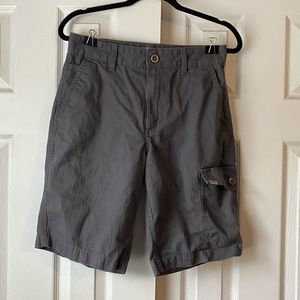Men’s Van’s Shorts size 28 - Color: Grey